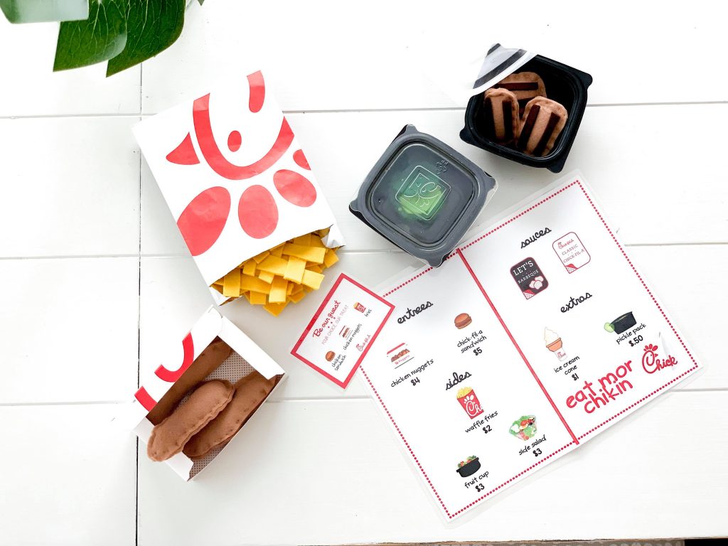 FREE Chick-Fil-A Printable Play Set! - Steph Leighworthy ...