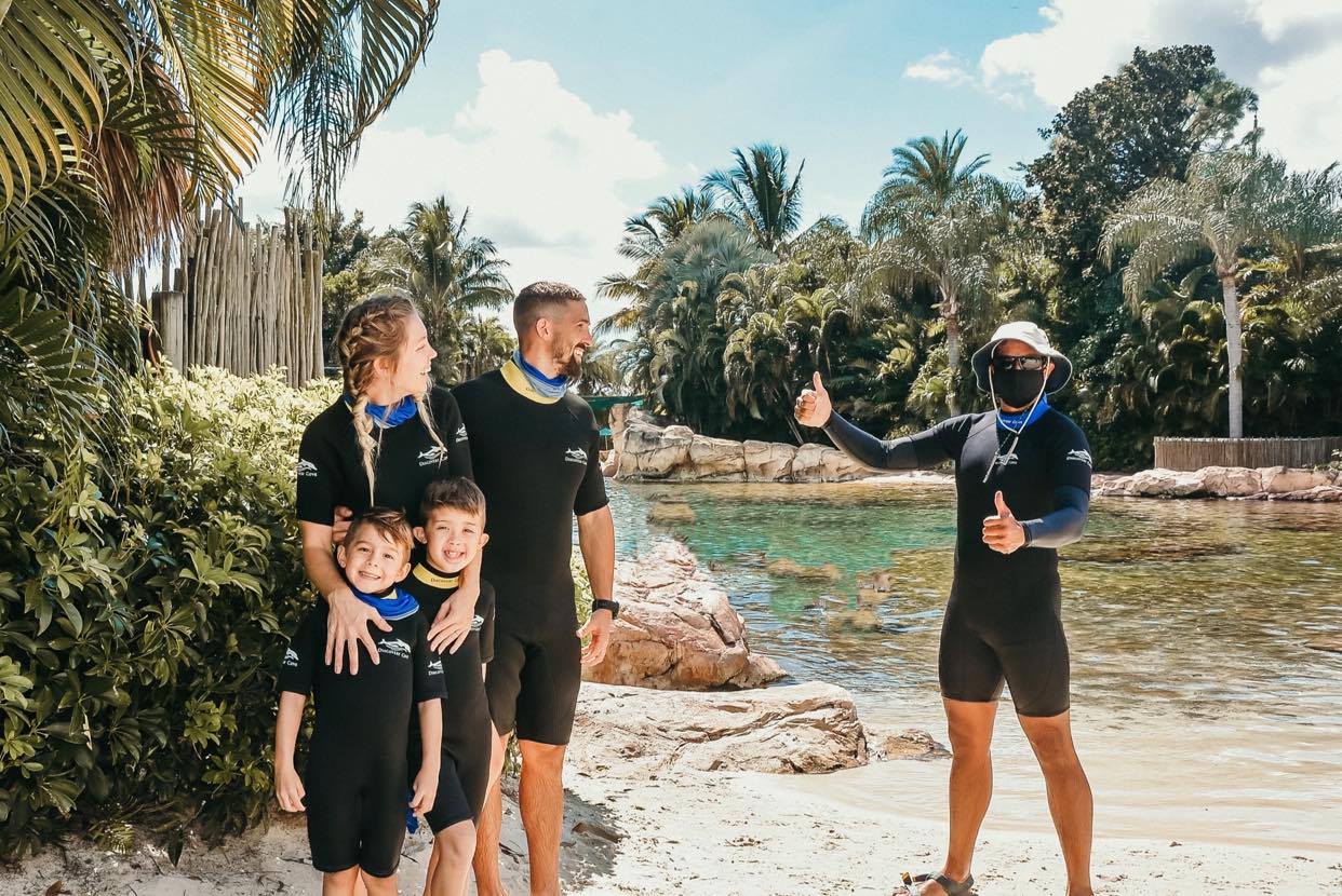 EVERYTHING To Know When Visiting Discovery Cove, Orlando for the First Time!!